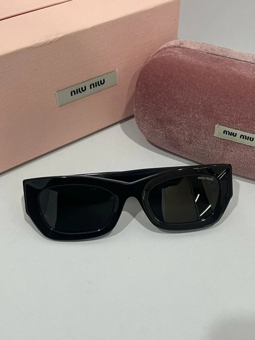 Miu Miu Black Sunglasses with Gold Detail - Picture 3 of 5
